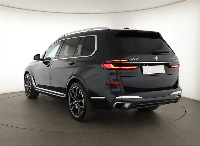 BMW X7 (2025) xDrive40d - fotka 4 z 20