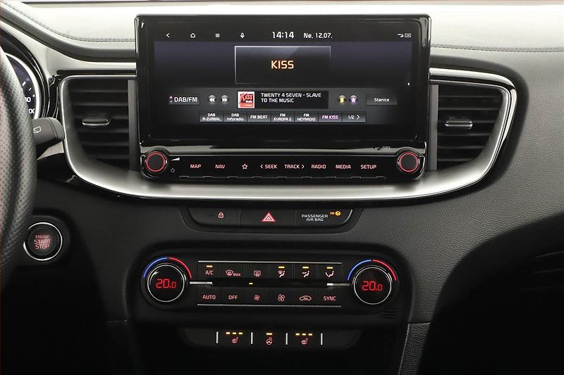 Kia Ceed (2023) GT Line 1.6 CRDi MHEV - fotka 11 z 20