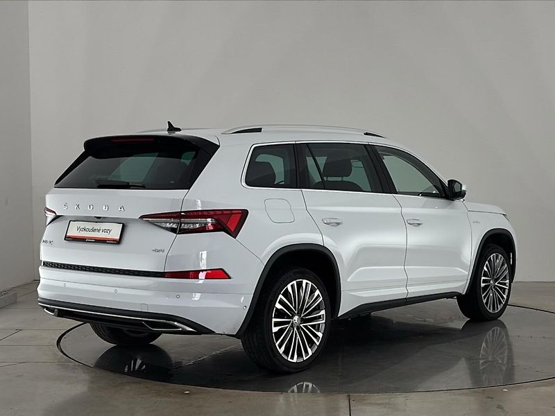 Škoda Kodiaq Laurin & Klement 4x4 DSG - fotka 2 z 31