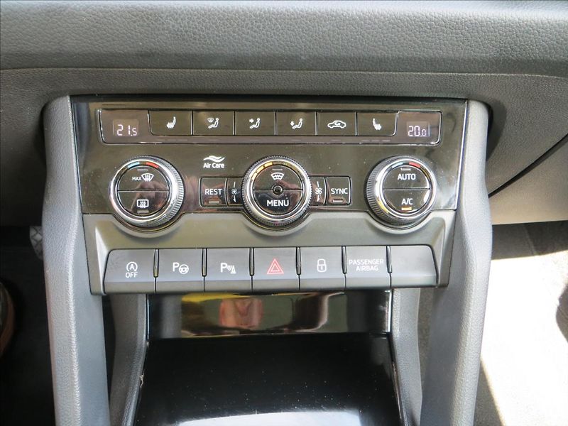 Škoda Kodiaq 2,0 TDI Style DSG 4x4 Tažné ČR - fotka 19 z 33