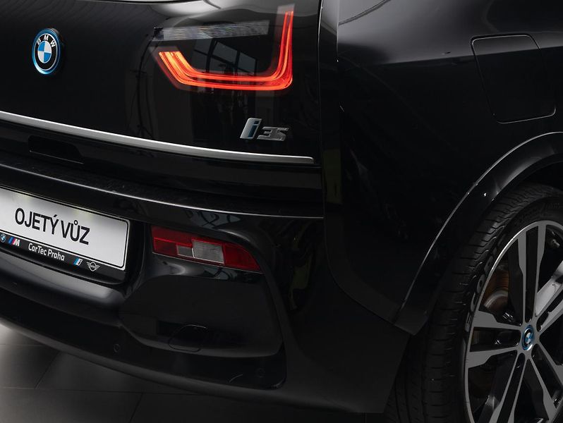 BMW i3 i3s - fotka 9 z 22
