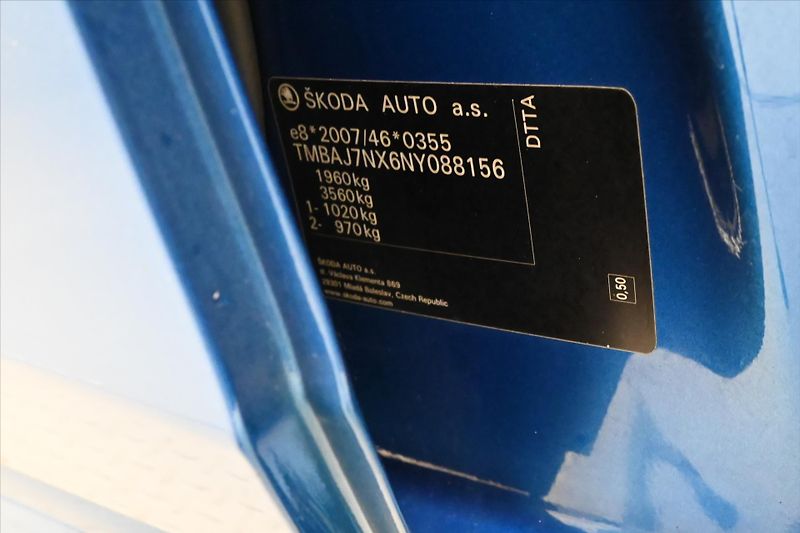 Škoda Octavia 2,0 TDI 110 kW Ambition Záruka - fotka 12 z 31