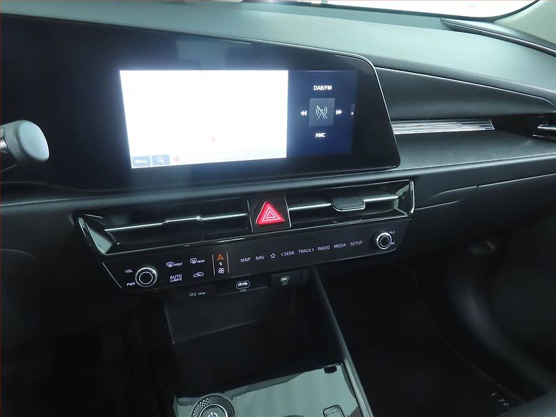 Kia Niro (2023) EV, SoH 100% - fotka 12 z 26