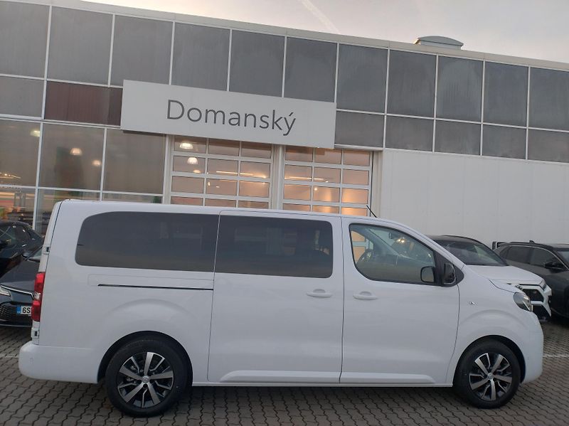 Toyota ProAce Verso (2025) 2.0 6M/T Business Comfort - fotka 5 z 13