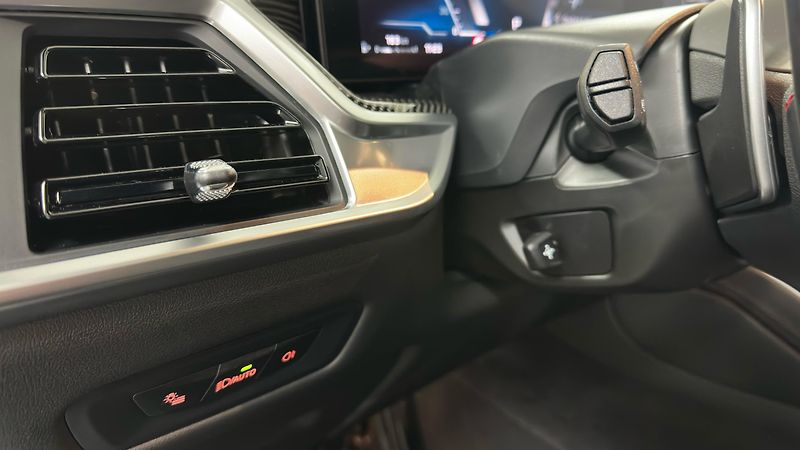 BMW X6 M60i / ZÁRUKA / TAŽNÉ  - fotka 44 z 70