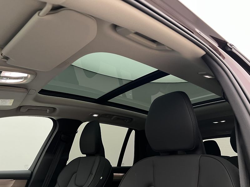 Volvo XC90 T8 AWD DARK PLUS REZERVACE - fotka 19 z 48