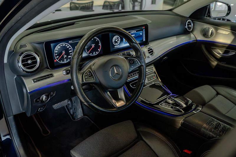 Mercedes-Benz Třídy E (2017) E 220 d/HUD/360/BUR/TOP - fotka 7 z 16