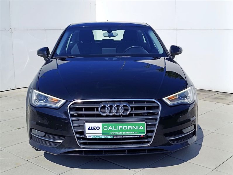 Audi A3 1,4 TFSi Bi.xenon Navi Tempoma - fotka 3 z 29