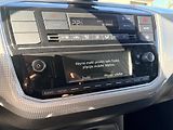 Volkswagen e-up! 64kW KAMERA SOH 84% - náhled 26