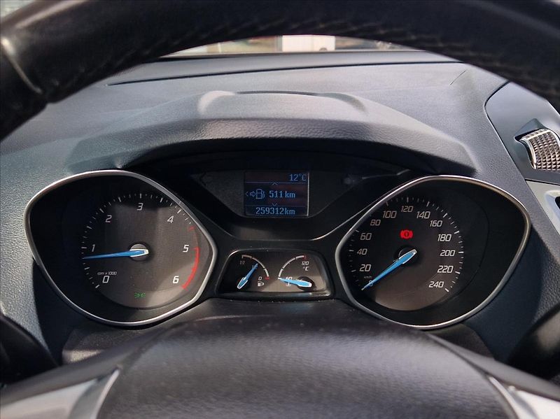 Ford Grand C-MAX 1,6 TDCi 7MÍST AUTOAC SENZORY - fotka 28 z 41