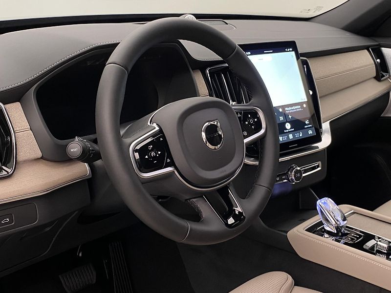 Volvo XC90 (2026) B5 AWD AUT DARK PLUS 7míst - fotka 4 z 70
