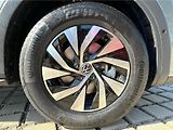 Volkswagen T-Roc (2026) Life 1,5 eTSI 85 kW 7DSG - náhled 23