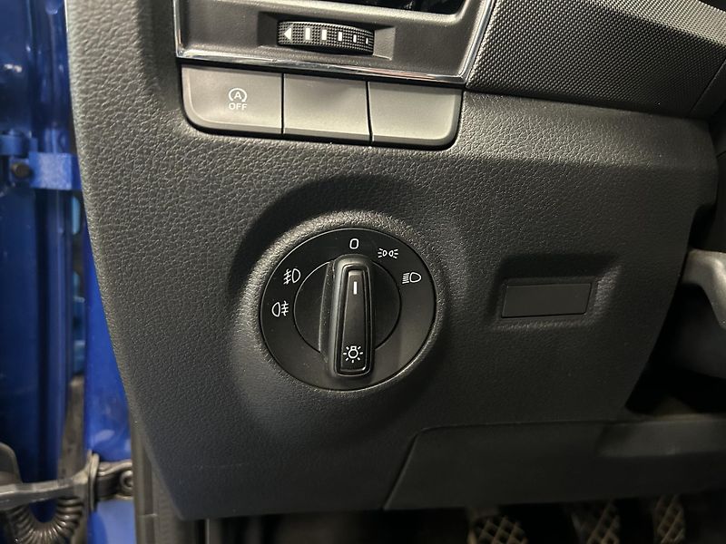 Škoda Fabia (2022) 1.0TSi Ambition TOP - fotka 13 z 22