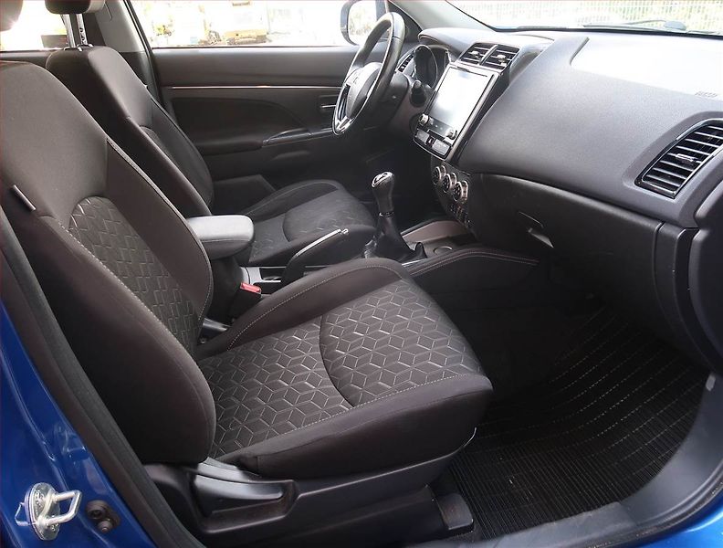 Mitsubishi ASX (2020) 2.0 MIVEC, ČR,1.maj - fotka 9 z 18