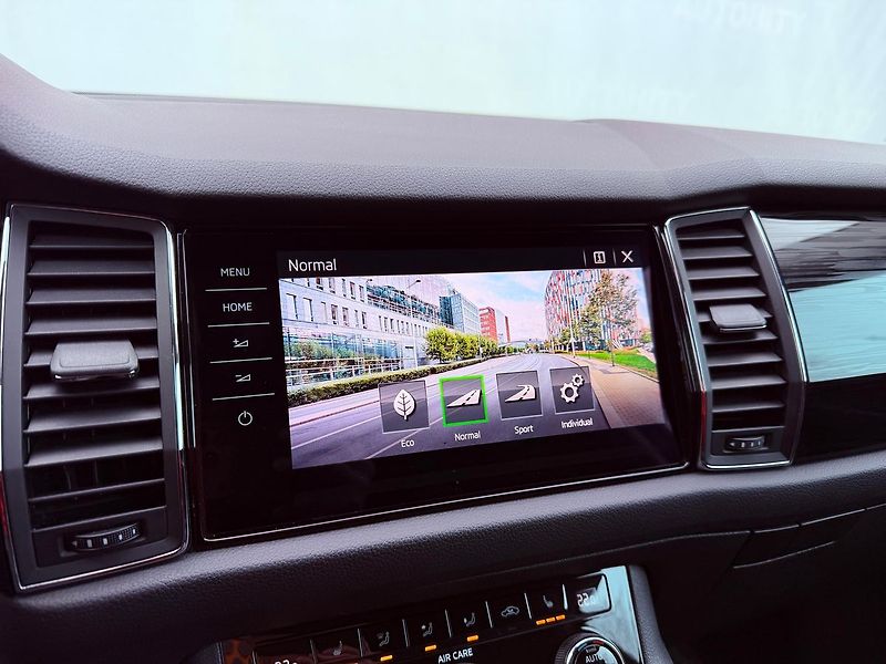 Škoda Kodiaq 2.0 TDi Style DSG - fotka 25 z 33