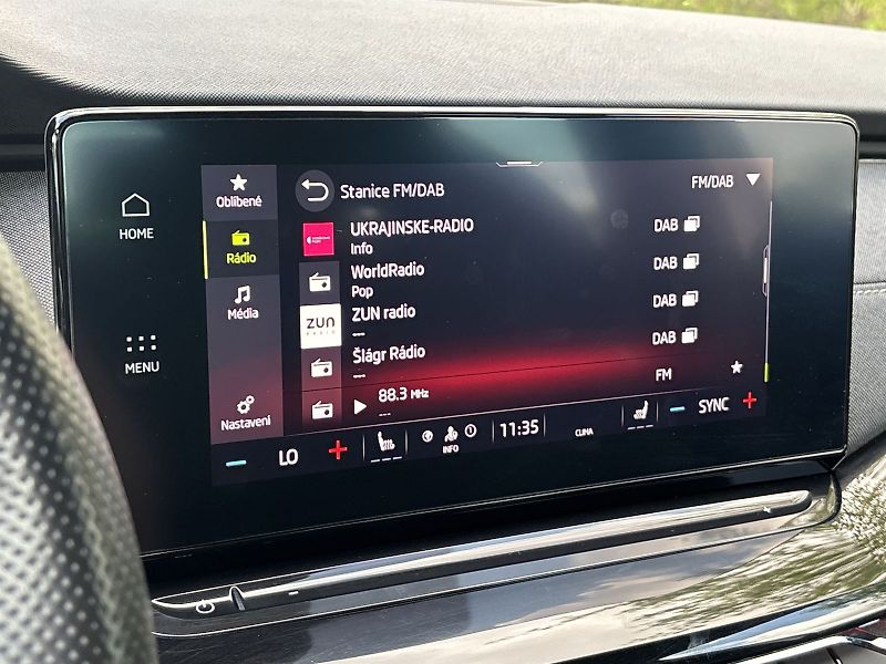 Škoda Octavia (2023) 2.0 TDI DSG Sportline - fotka 12 z 32