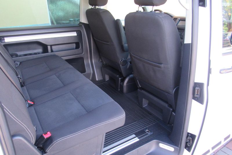 Volkswagen Multivan 2.0 TDI DSG 4MOTION AUT. KLIMA - fotka 17 z 24