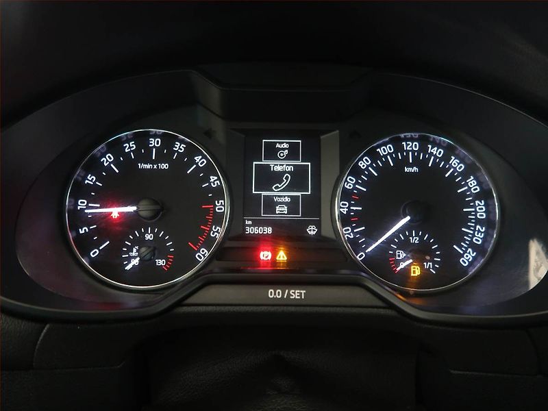 Škoda Octavia (2016) Style Plus 2.0 TDI, Xenony - fotka 11 z 14