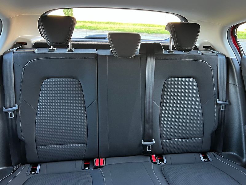 Ford Focus (2021) 1.0 EcoBoost-P.KAMERA - fotka 23 z 49