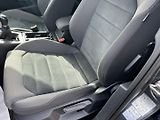 Volkswagen Golf (2017) 2,0TDI 110kw Highline - náhled 16
