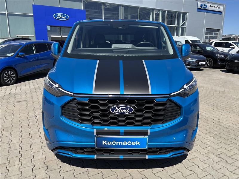 Ford Tourneo Custom 2,5 PHEV Sport 171kW - fotka 8 z 35