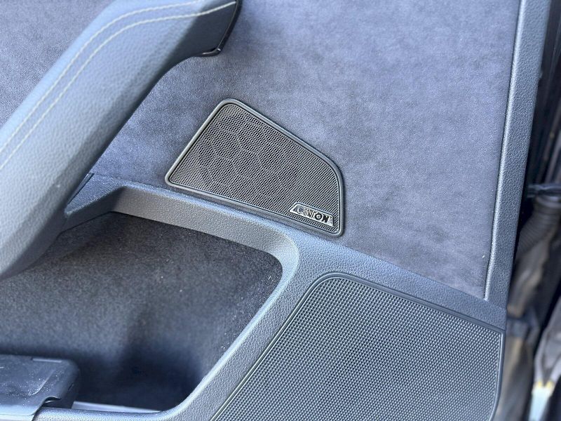 Škoda Superb (2021) SUP.COM Grt SPO TD 147/2,0 A7F - fotka 19 z 26