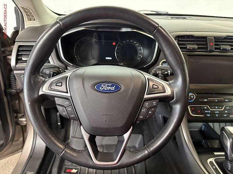 Ford Mondeo (2018) 2.0 TDCi AWD, ČR, DSG, TZ - fotka 17 z 19
