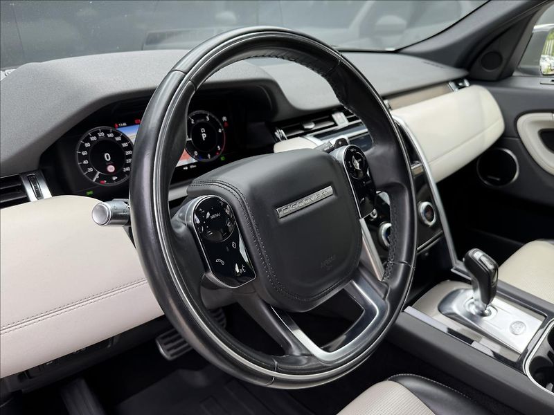 Land Rover Discovery Sport 2,0 D180 R-Dynamic HSE ČR DPH - fotka 10 z 39