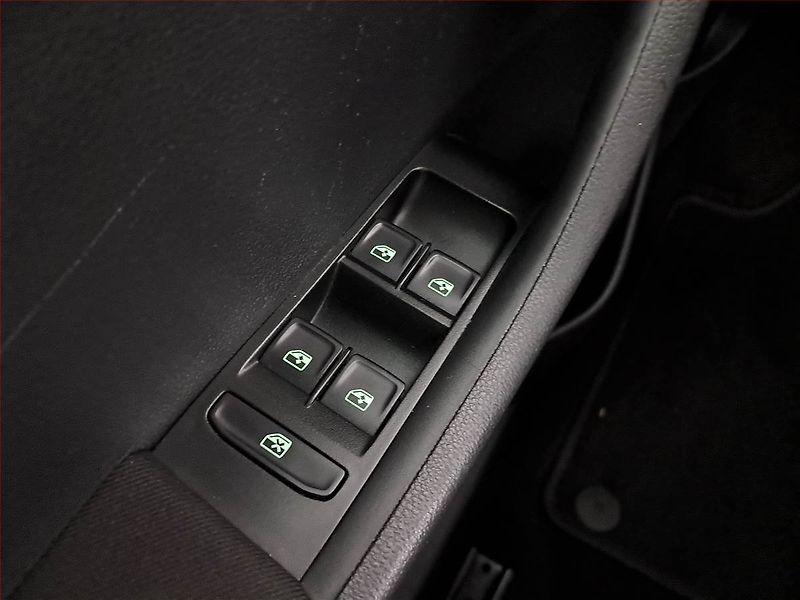 Škoda Fabia (2019) Style 1.0 TSI, Tempomat - fotka 20 z 20