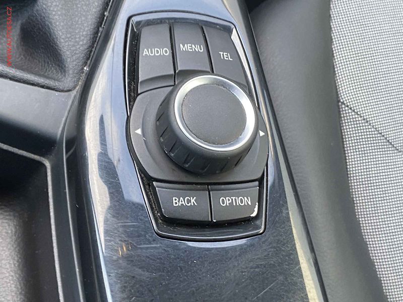 BMW Řada 1 (2012) 1.6 D 116d, Bixen, AC - fotka 14 z 19