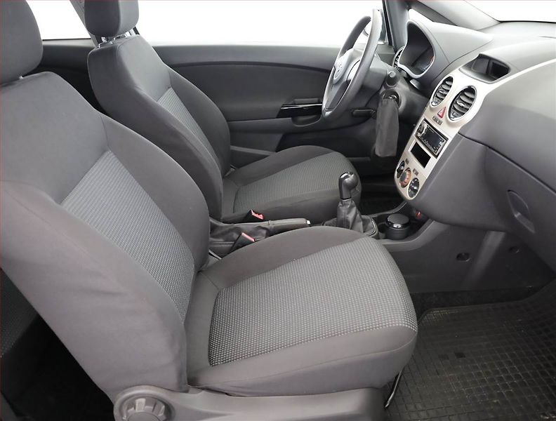 Opel Corsa (2007) 1.0, Tažné, slušný stav - fotka 7 z 12