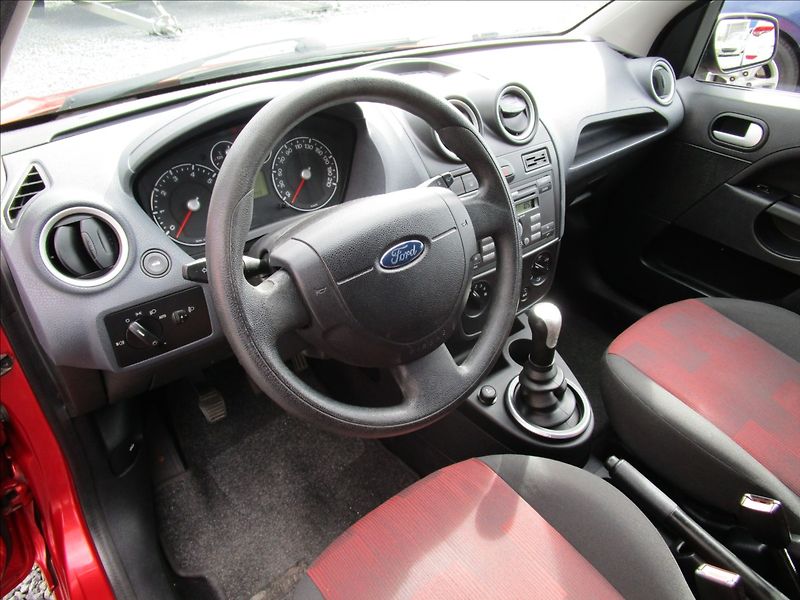 Ford Fiesta 1.4i 16V, Klima - fotka 14 z 41