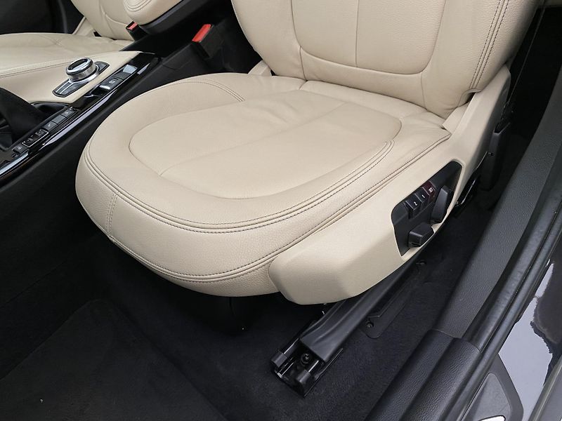 BMW X1 XDRIVE 18d AUT CZ - fotka 20 z 32