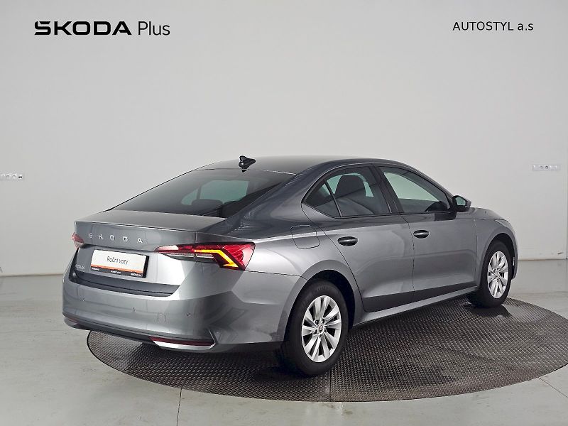Škoda Octavia (2024) 1.5TSI 85kW SELECTION - fotka 2 z 27
