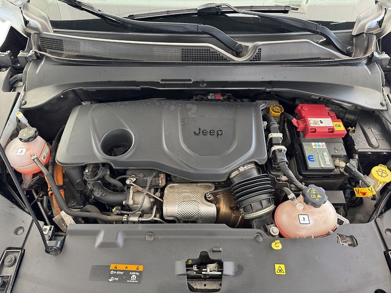 Jeep Compass S 4xe 1,3T 177kW*REZERVACE! - fotka 37 z 37