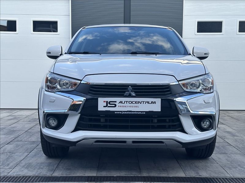Mitsubishi ASX 2,2 DI-D 150PS  Intense+ A/T 4 - fotka 4 z 51