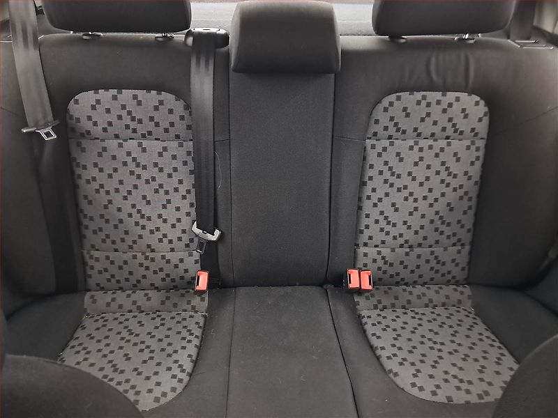 Škoda Fabia (2005) 1.2, po STK, za super cenu - fotka 10 z 14