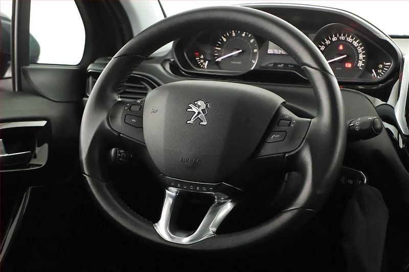 Peugeot 208 (2018) 1.2 PureTech, Serv.kniha - fotka 11 z 13