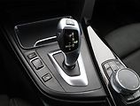 BMW Řada 3 (2018) Sport Line 320d xDrive GT - náhled 12