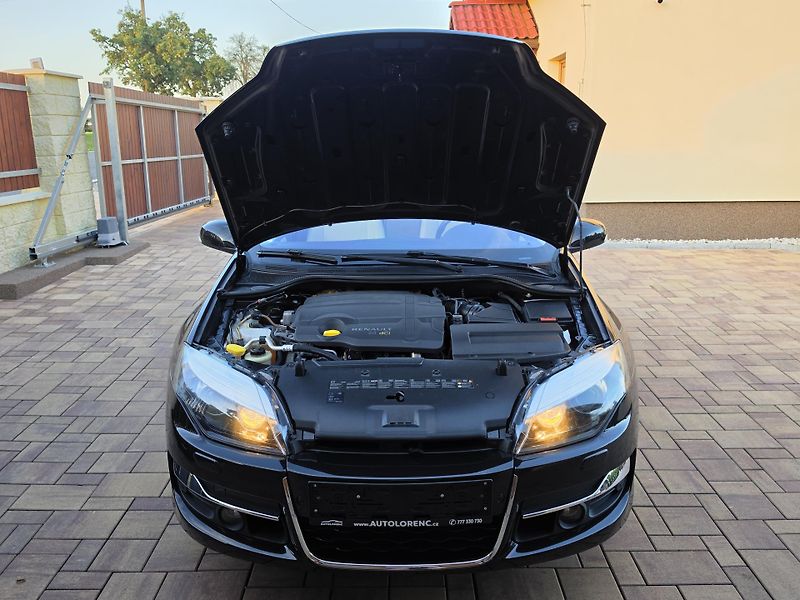 Renault Laguna 2.0dCi 131kW INITIALE*PANORAMA - fotka 56 z 58