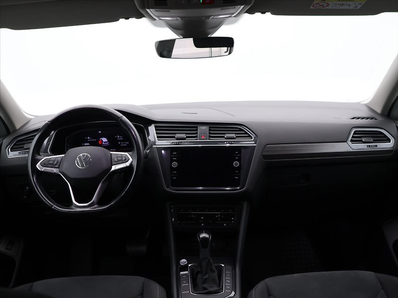 Volkswagen Tiguan Allspace 2,0 TDI - fotka 23 z 31