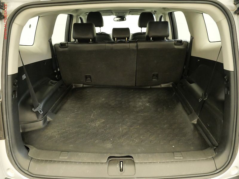 Chevrolet Orlando (2012) 1.8i, Kůže, navi, šíbr - fotka 7 z 24