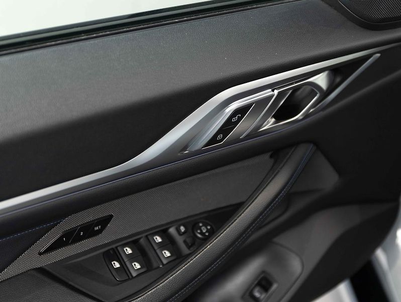 BMW Řada 4 420d xDrive - fotka 20 z 24