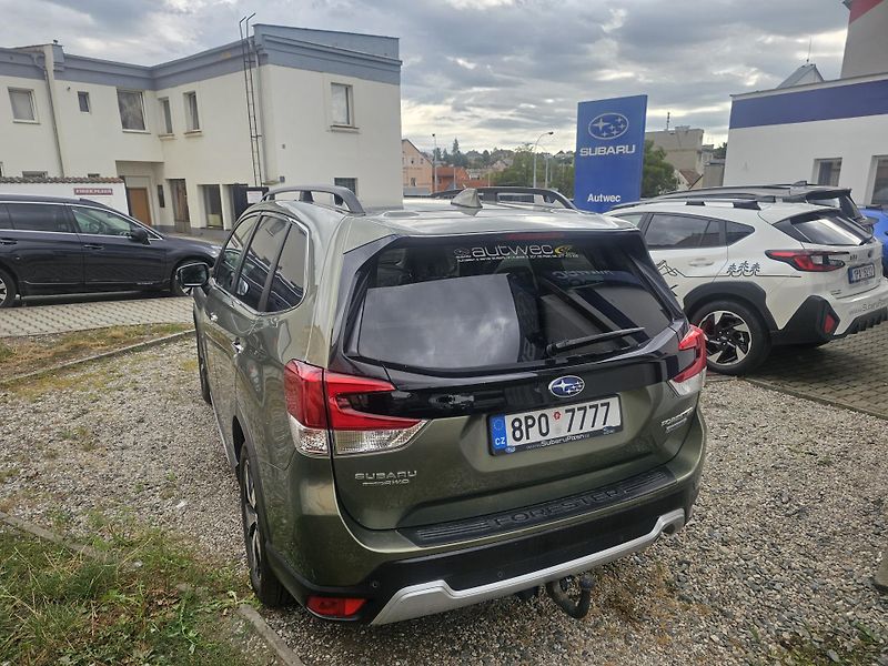 Subaru Forester (2020) Executive, kůže, NAVI,TOP stav - fotka 9 z 17
