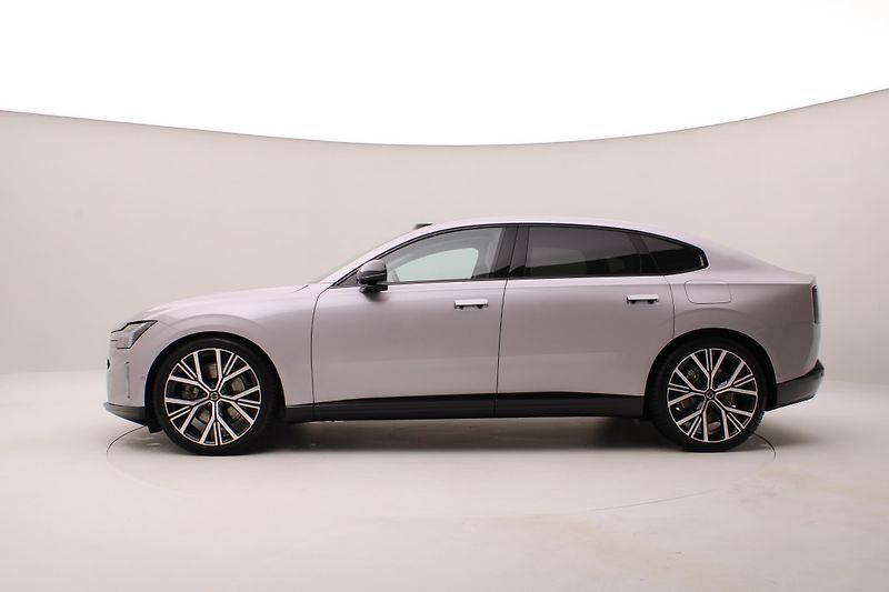 Volvo ES90 (2026) PURE ELECTRIC ULTRA - fotka 9 z 79