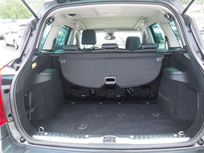 Peugeot 308 (2013) 2.0 HDI, SW BusinessLine, AT - fotka 15 z 33
