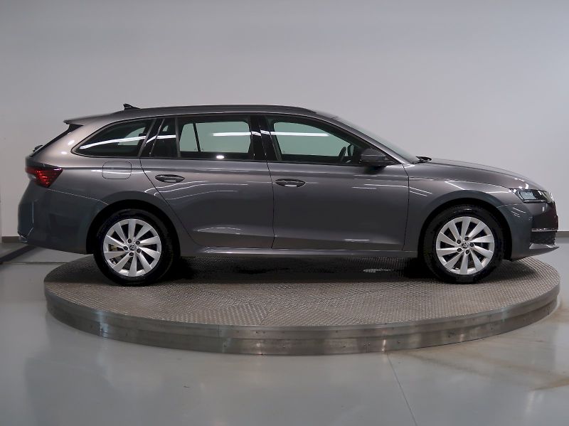 Škoda Octavia (2024) SELECTION 2.0TDI 110KW DSG - fotka 8 z 41