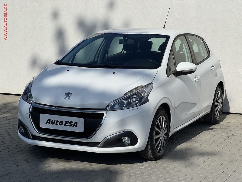Peugeot 208 (2016) 1.2 PT, ČR, Active - fotka 3 z 14