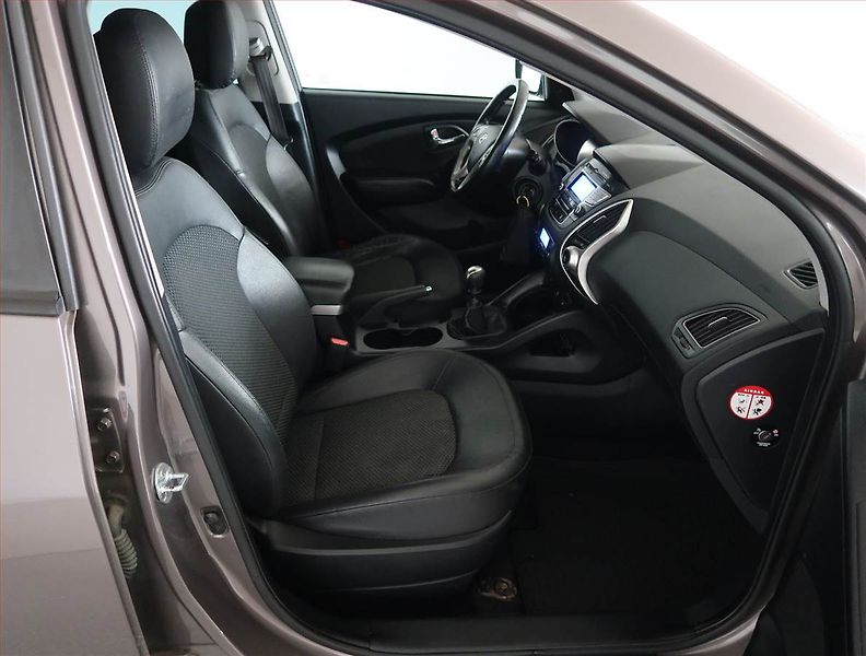 Hyundai ix35 (2013) 1.6 GDI, Tempomat - fotka 9 z 14