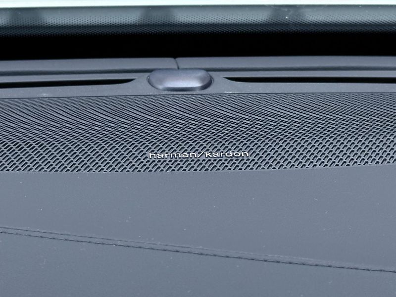 Volvo XC90 T8 AWD // PLUS DARK// PANORAMA - fotka 43 z 53